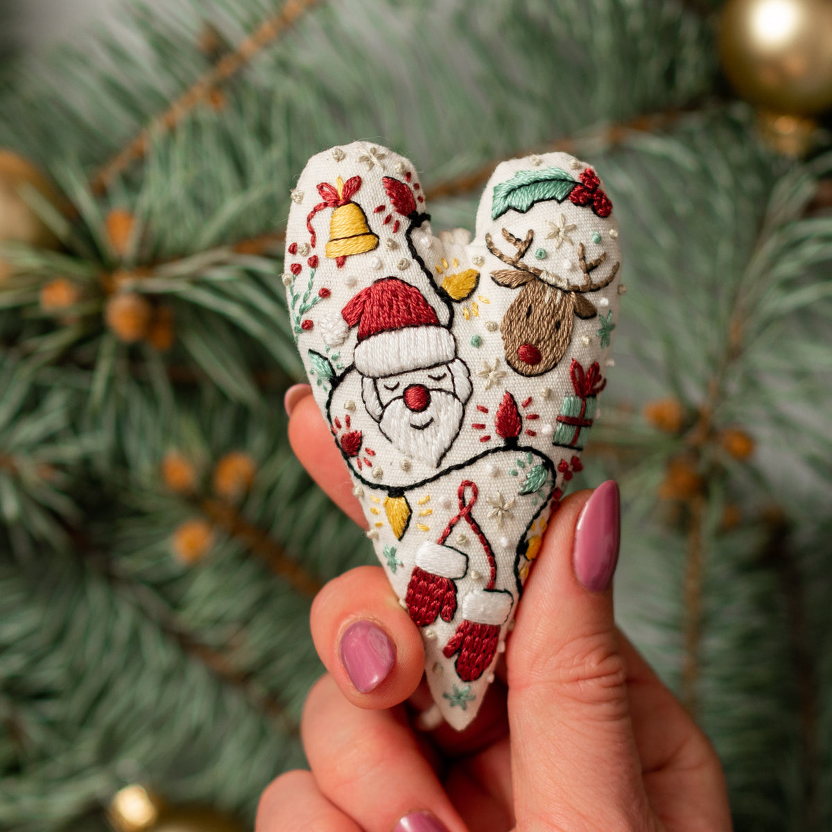 Merry Christmas Heart Ornament Embroidery Pattern PDF