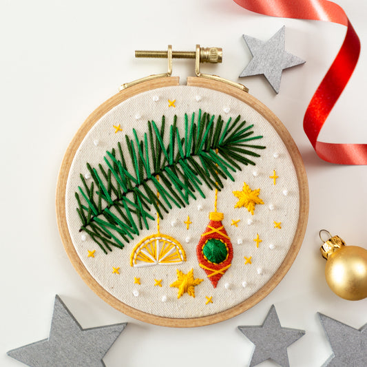 Vintage Christmas Embroidery Pattern PDF – Mini Hoop Ornament